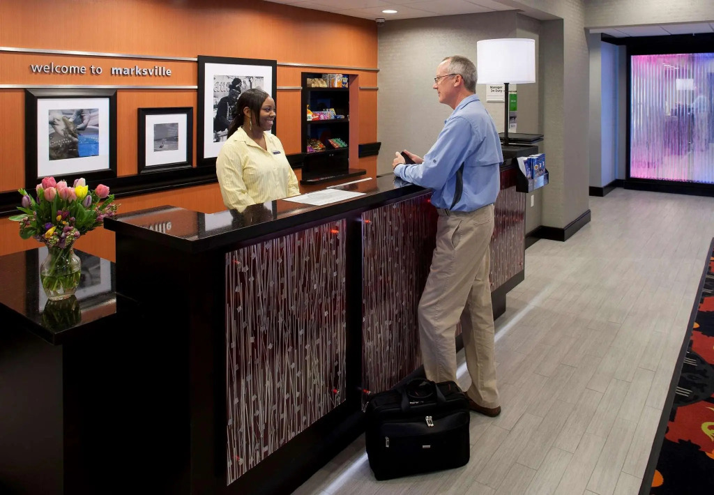 Hampton Inn and Suites Marksville