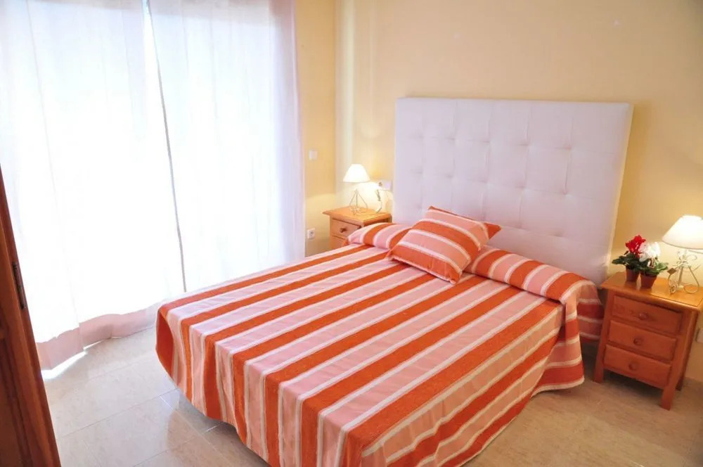 Cambrils Pool View House for 6 Guests