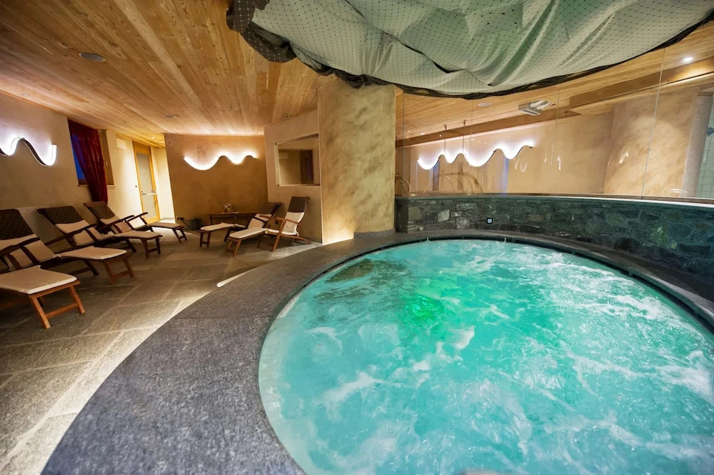 Hotel Jolanda Sport
