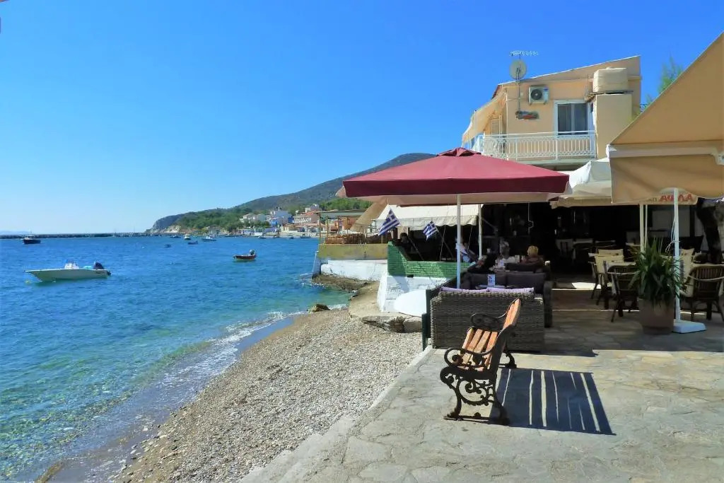 Alpha apartment, Ireon Samos