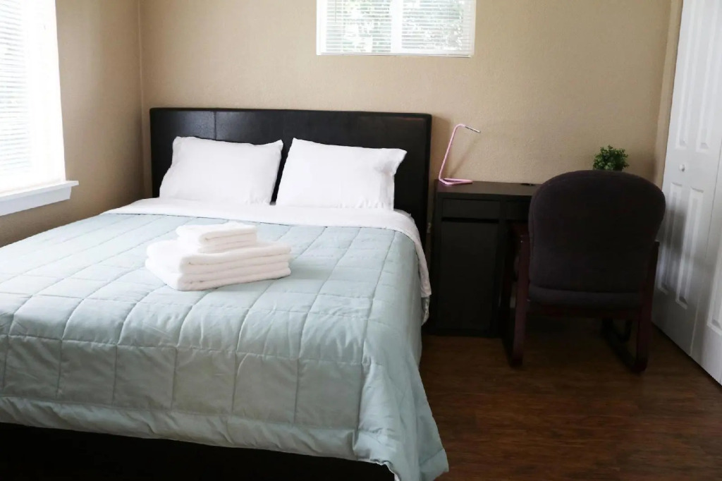 Quiet, clean and comfortable room