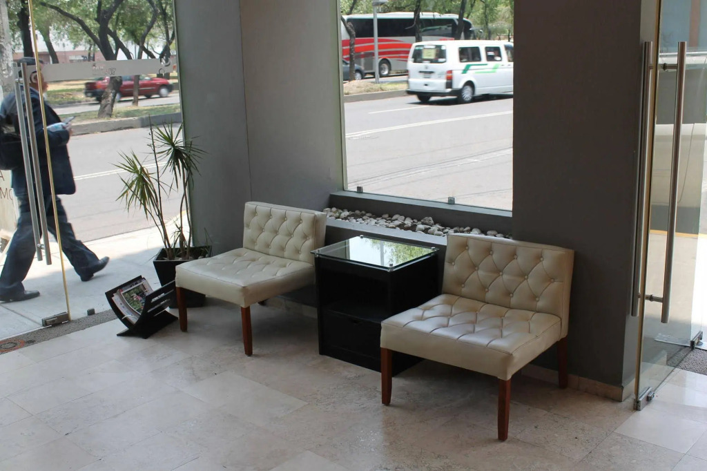 Mini Suites Hotel