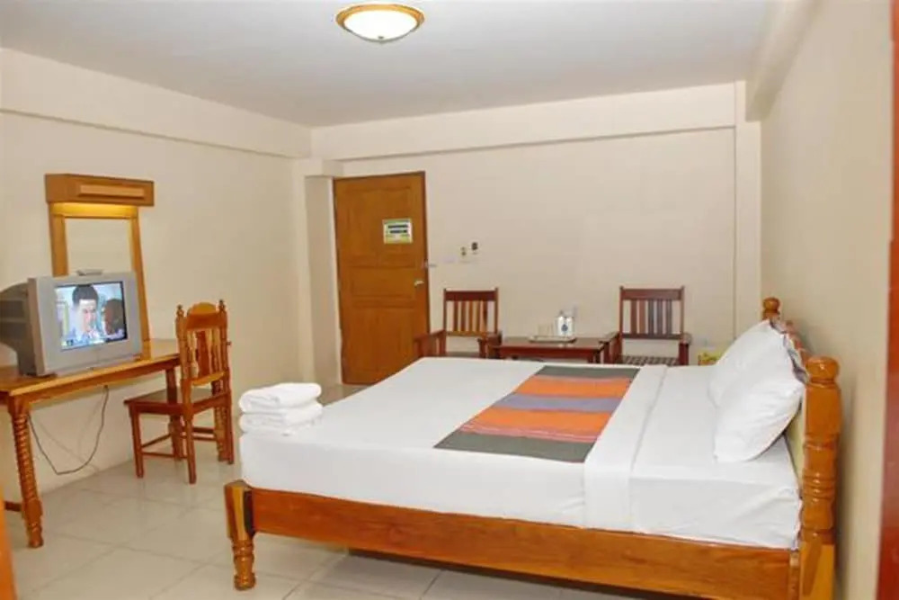ทรัพย์มุกดา แกรนด์ โฮเทล Submukda Grand Hotel