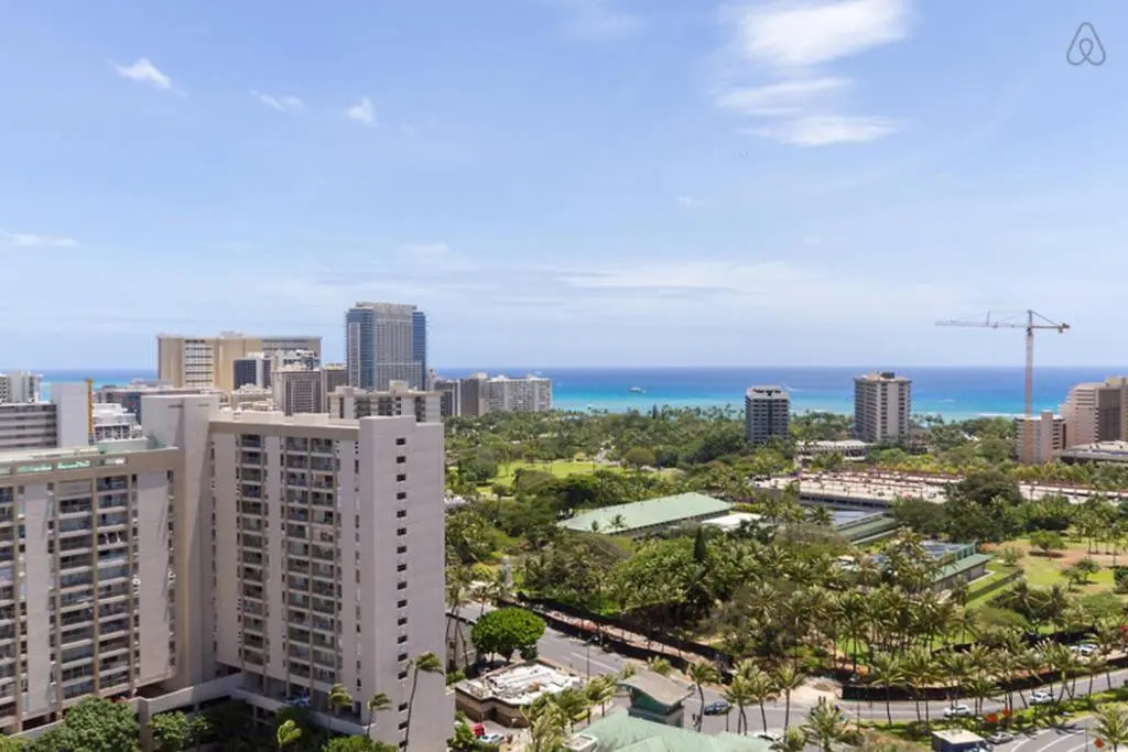 2 Bedroom Corner Suite & Tropical Views