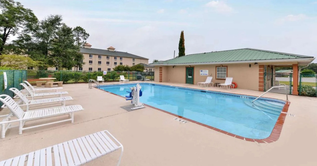 Wildwood Inn