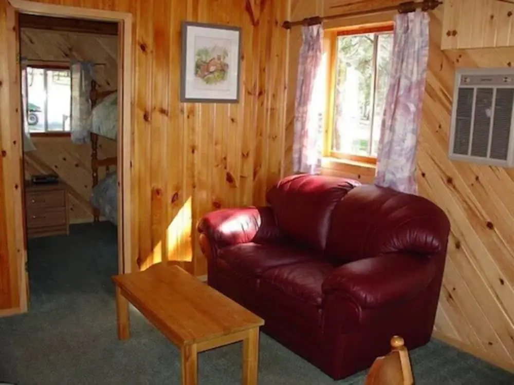 Tomahawk Resort