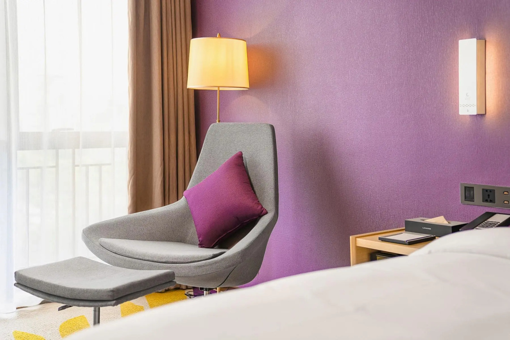 Lavande Hotel Longchuan East