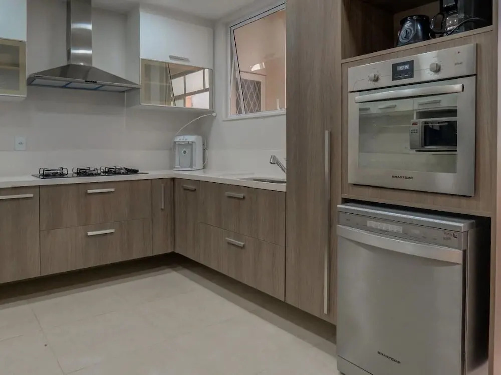 LinkHouse Majestic Apartment
