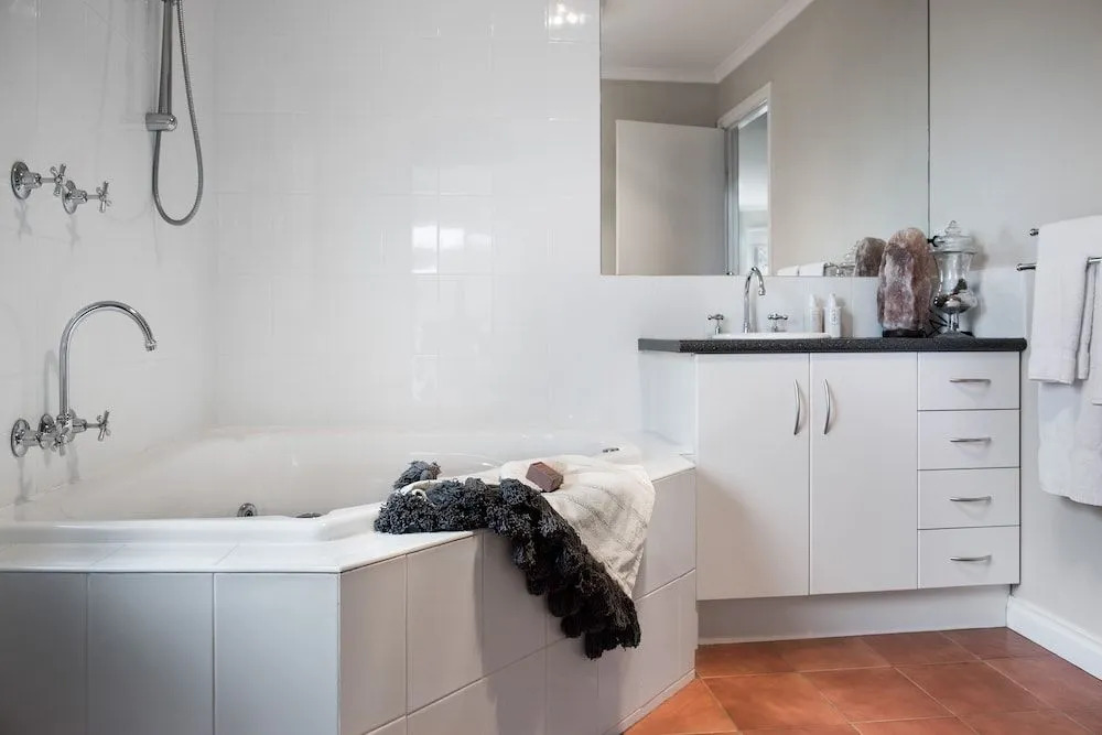Accolade -3 bedroom, close to Lake Daylesford
