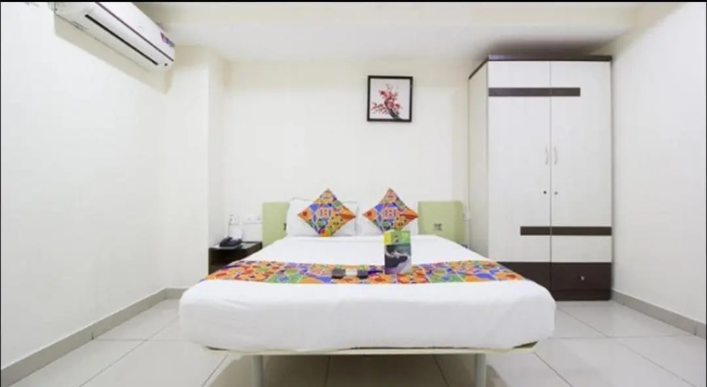 Hotel Siri Inn Hitech City