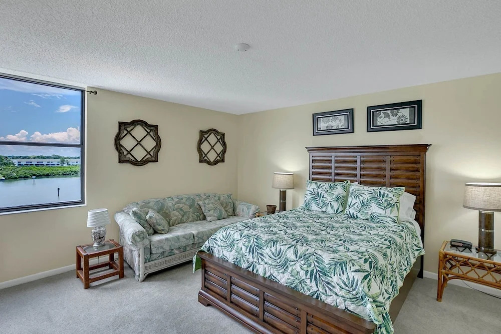 19931 Gulf Blvd Condo Unit 4B 2 Bedrooms 2 Bathrooms Condo