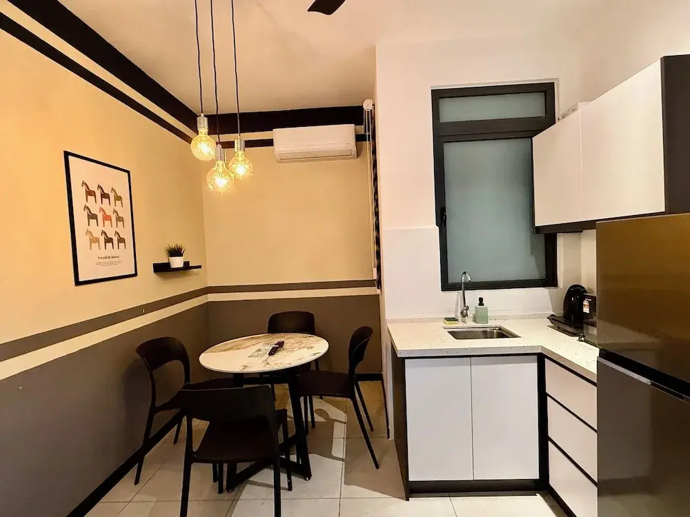 Neu Suites Service Apartment