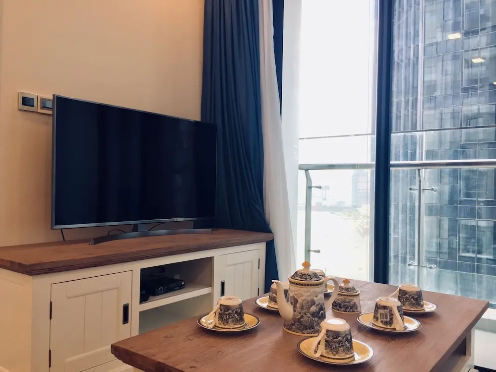 Luxury Apartmentel Vinhomes Golden River