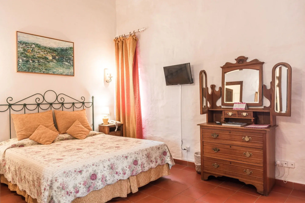 Hotel Rural Biniarroca