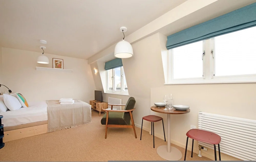 Studio in Historic Building Near Primrose Hill