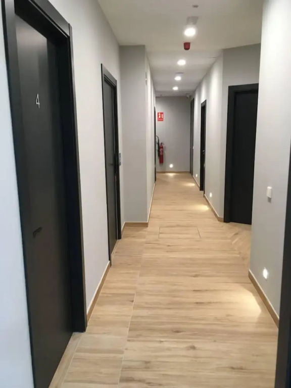 Hey Rooms