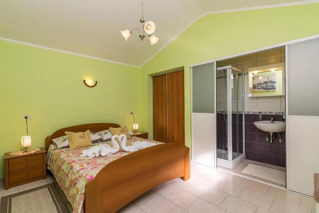 Apartments Korina