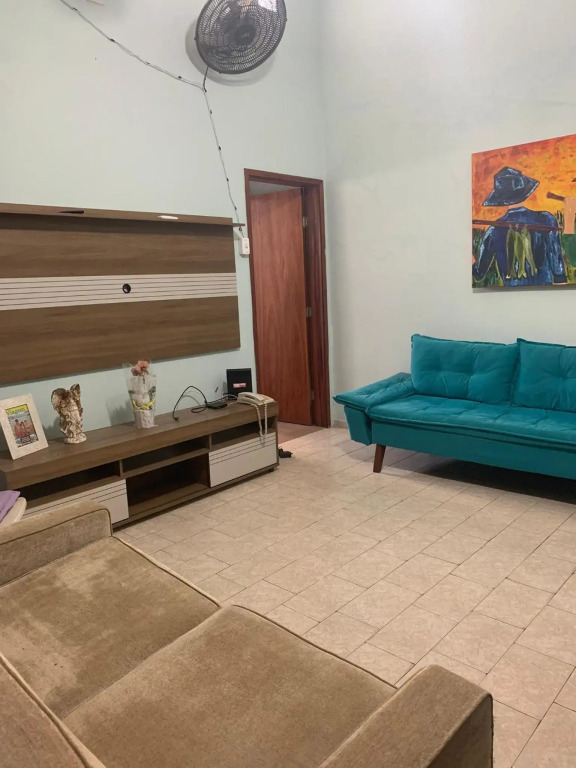 Casa Agradável há 80 metros praia toninhas