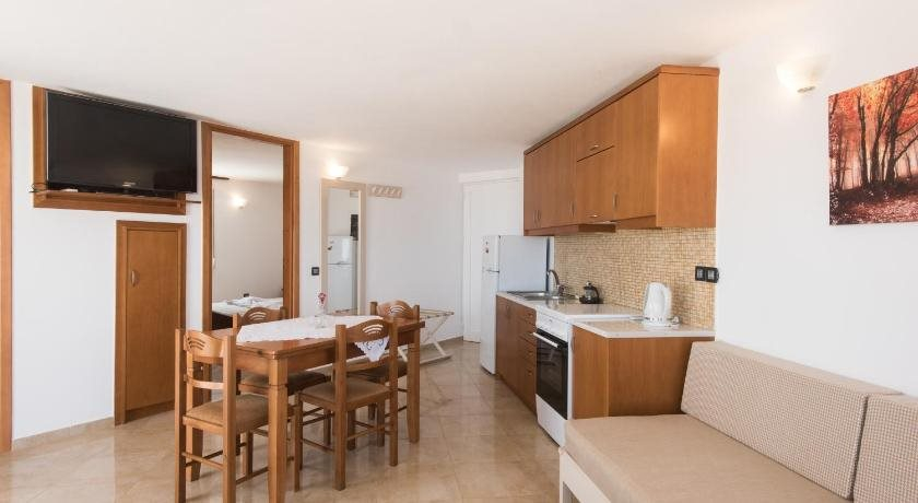 Mythos Beach Hotel