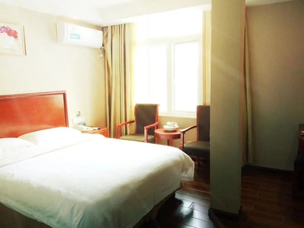 GreenTree Inn PuNing International Commodity City Hotel