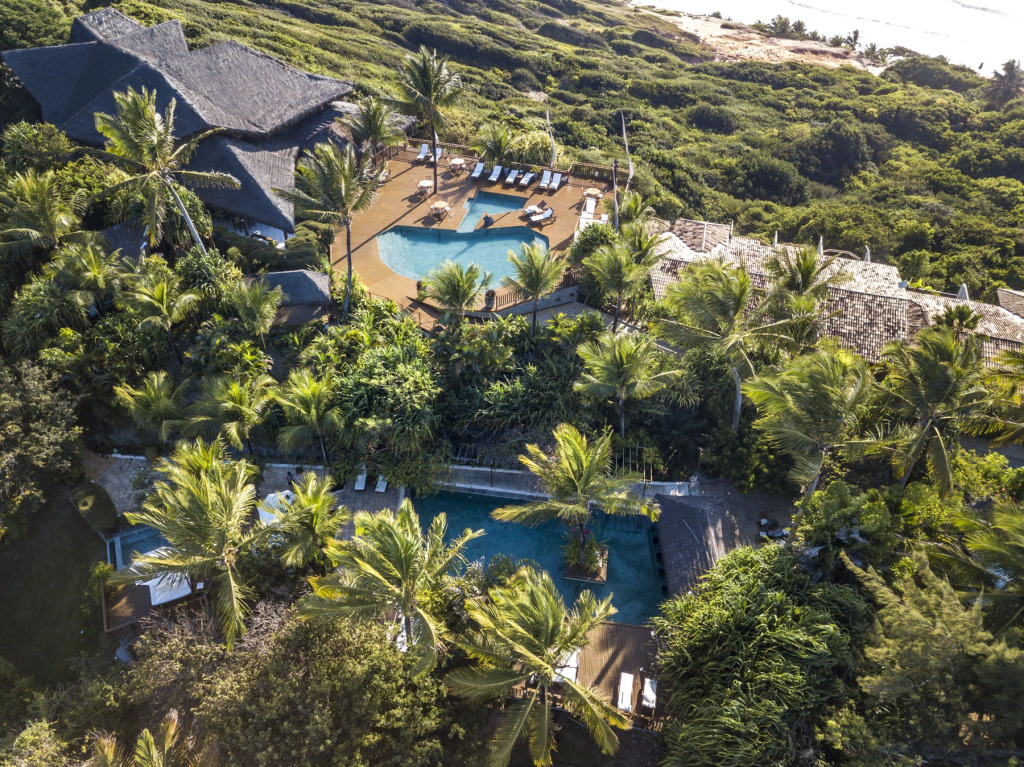 Sombra e Água Fresca Resort