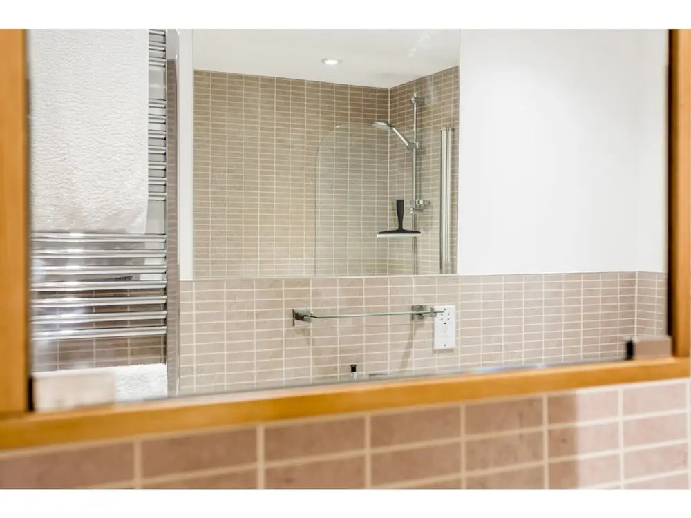 Bright, Spacious 2BR Central Cambridge Flat for 4