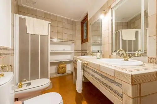 Finca Es Rafalot de Dalt by Mallorca House Rent