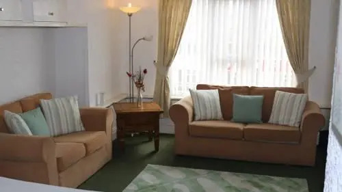 Marlborough Court Holiday Apartments