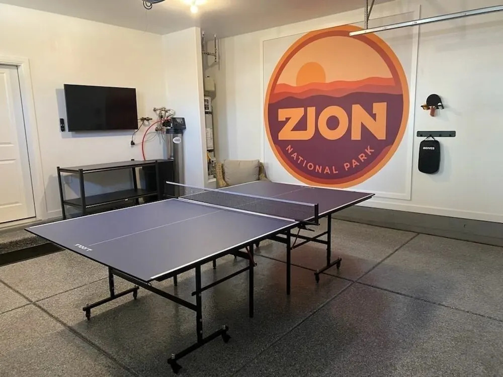 Zions Base Camp 4 Bedroom Townhouse by RedAwning