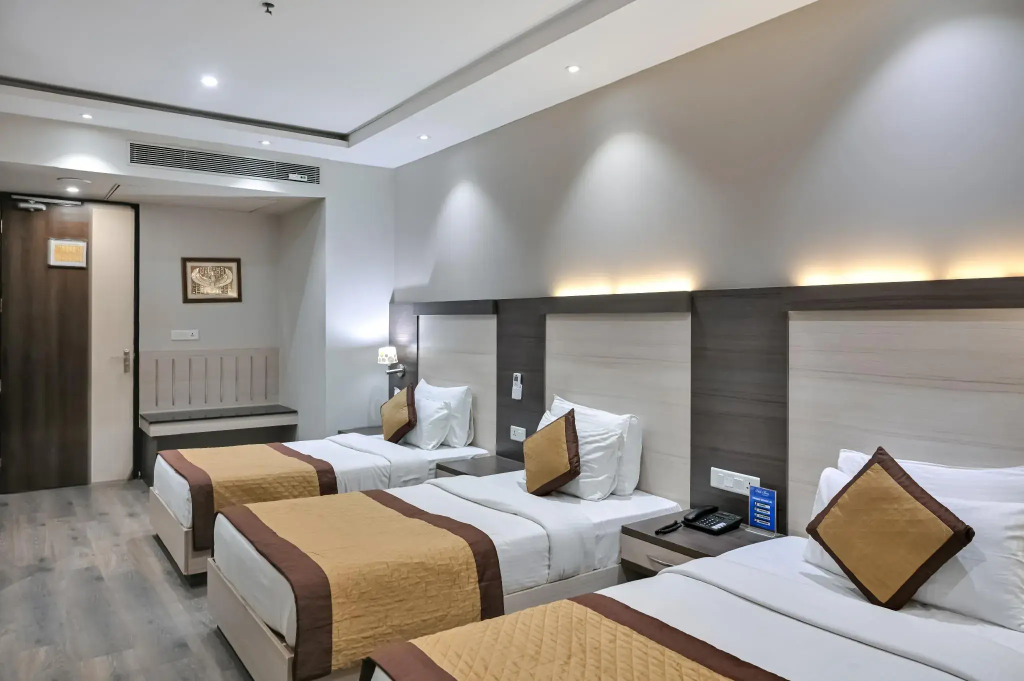 Hide Away Suites