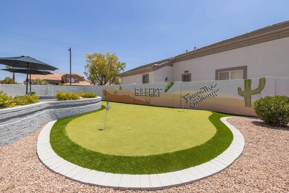Gilbert Willow Tree 4 Bedroom Home by Redawning