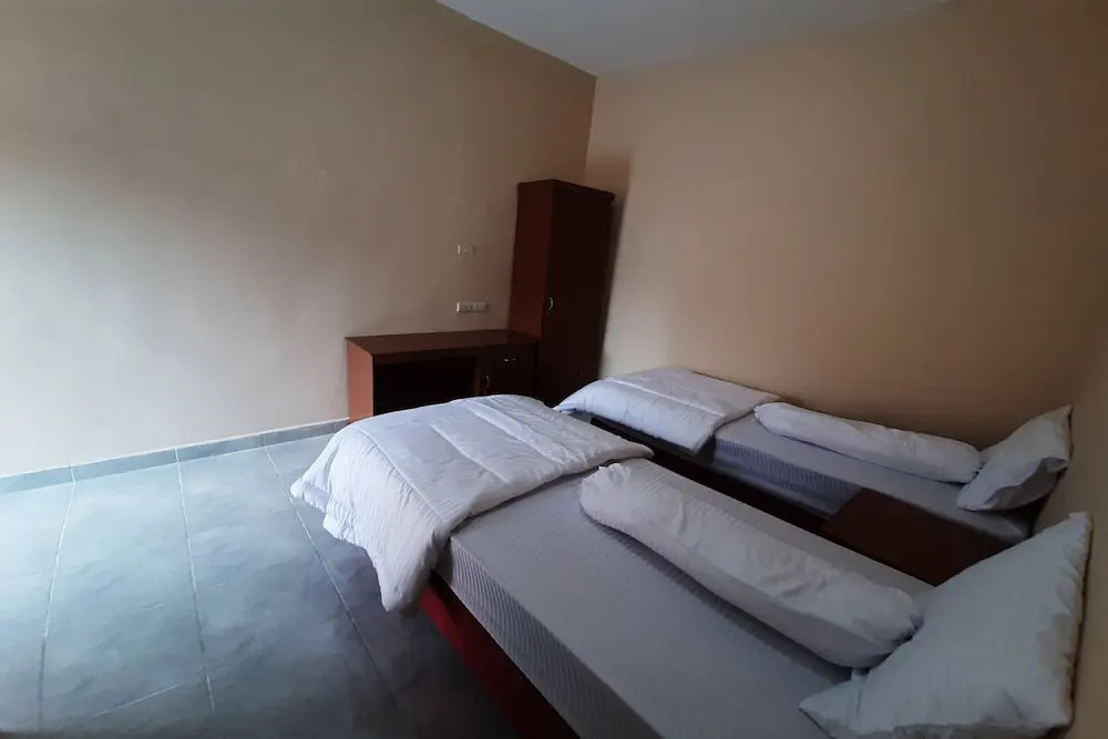 Oyo 1792 Ananda Kost