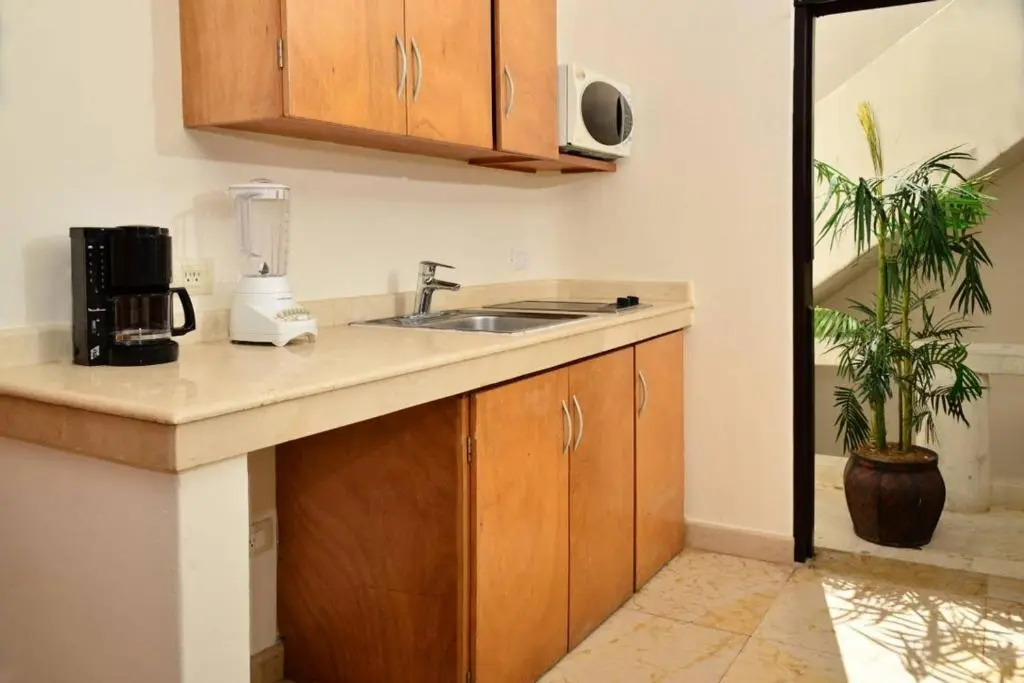 3 Bedroom Suite in DT Playa del Carmen with Pool!