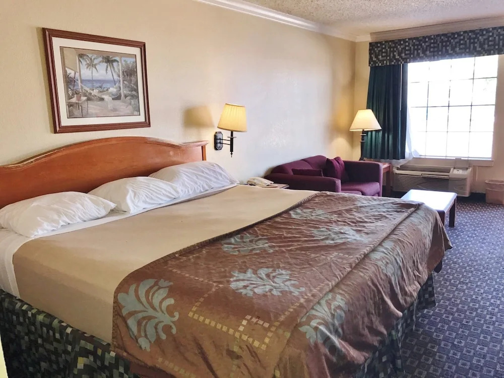 ASPEN GRAND HOTEL LaPorte
