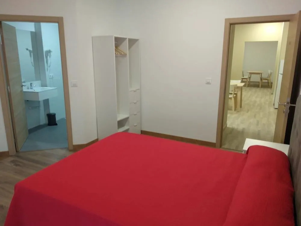 Albergue & Rooms Murgadán