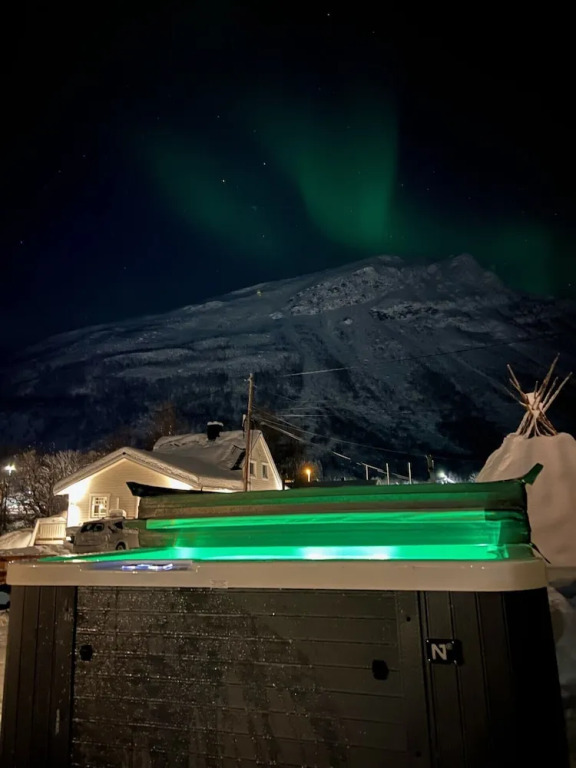 Alpan Apartments