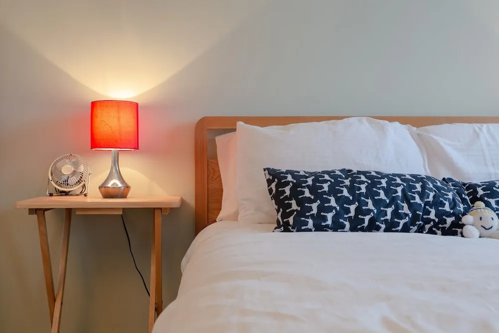 Colourful 2 Bedroom Apartment in Shoreditch