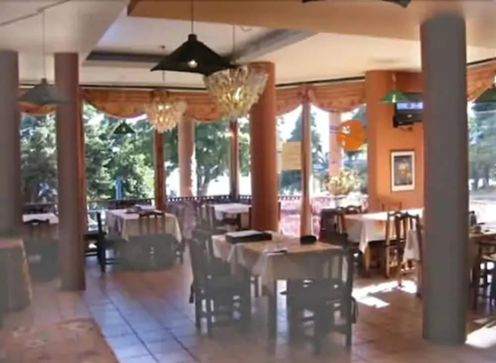 Las Piedras Apart Hotel