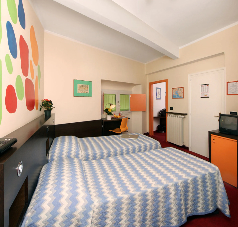 Hotel Cairoli
