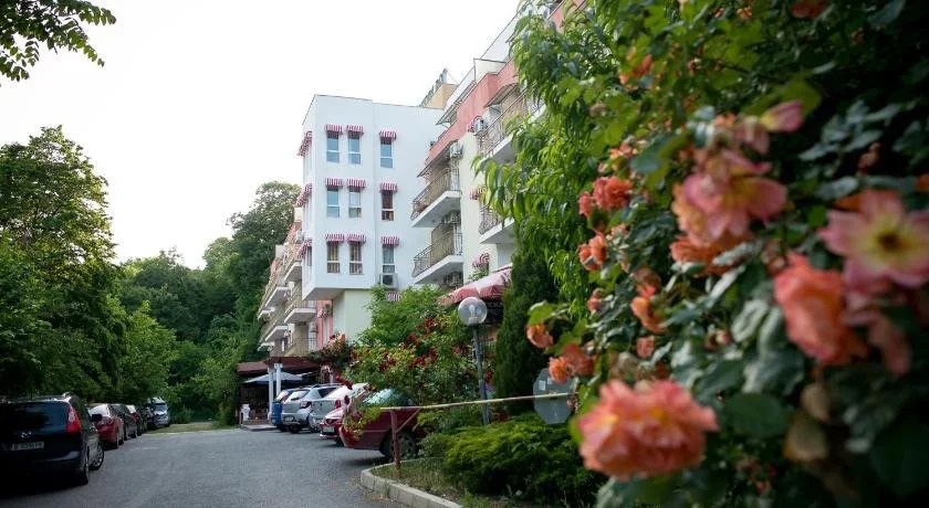 Golden Horn Hotel