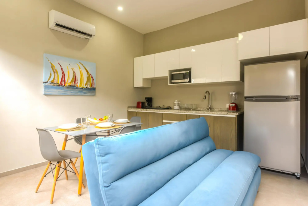 Unique Modern Apartment | Playa del Carmen | Pool, Solarium & Terrace | Close To The Beach