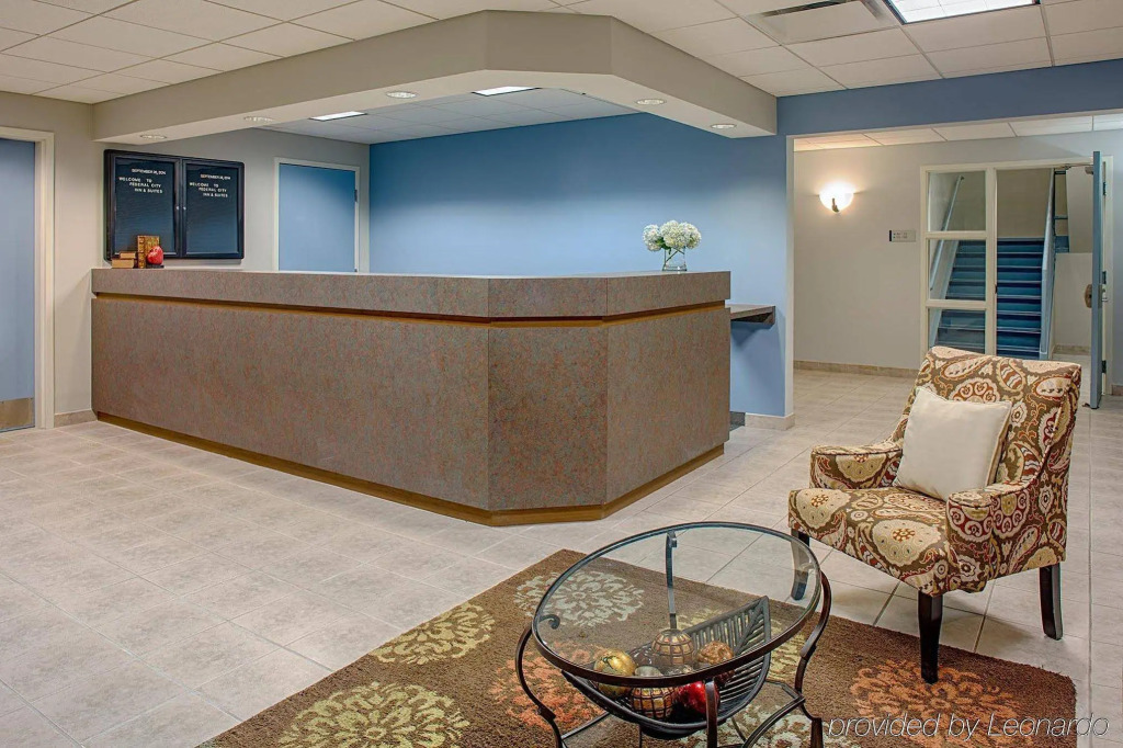 Federal City Inn & Suites