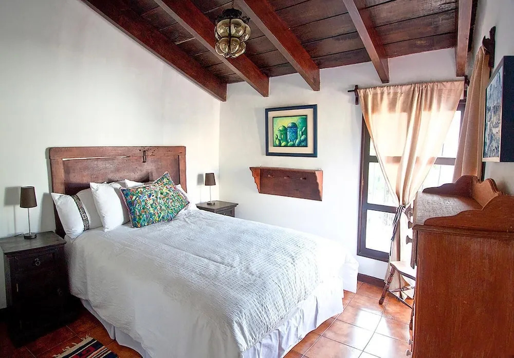 Villa Santa Ana Guatemala