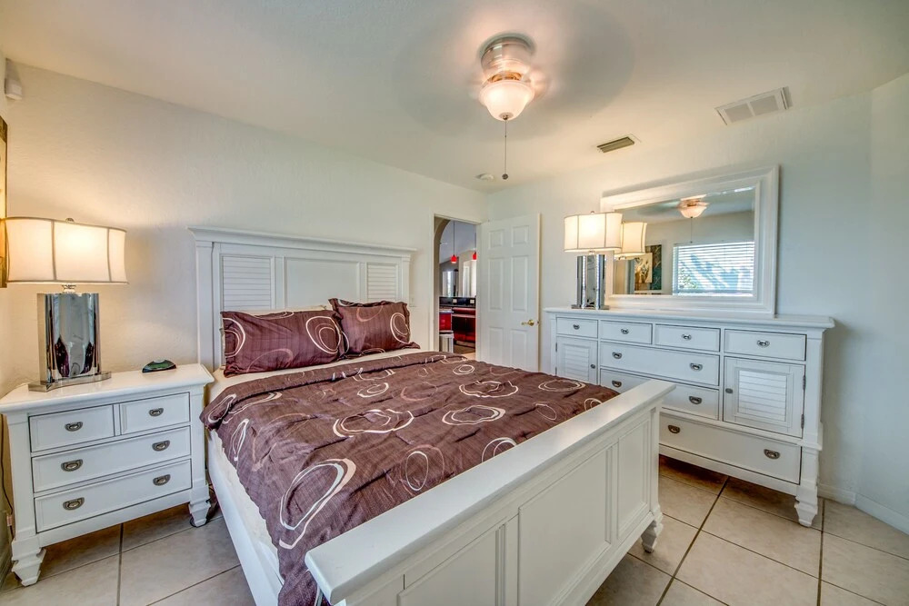 Villazo Ann, Cape Coral