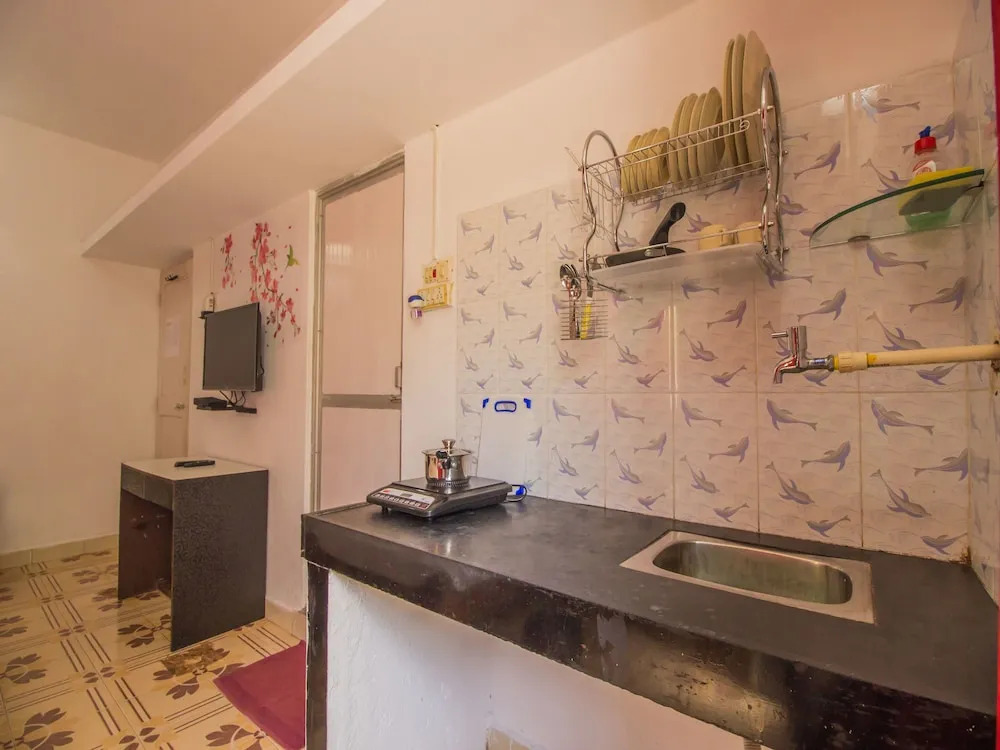 OYO 11508 Home Colourful Studio Calangute