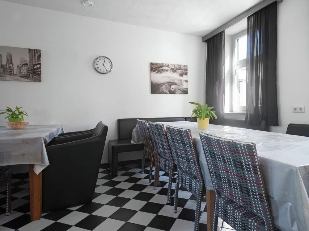 Vintage Farmhouse in Bemelen with Forest near
