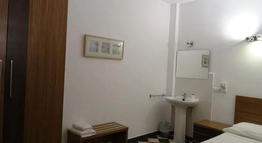 Hostal Ritzi