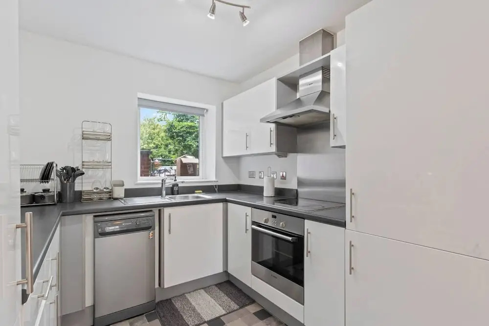 3-bed Elegant House Near Museums, Bullring & Parks