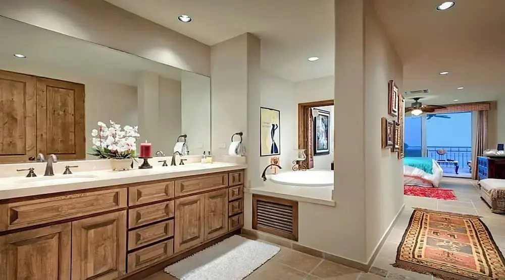 Condo Bella Sirena 805 C by Kivoya