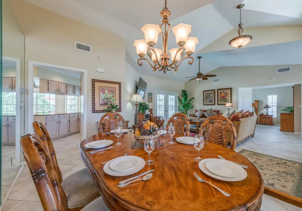 1130 Lighthouse Court